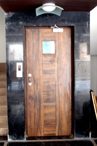 Semi Automatic Wooden Door-image